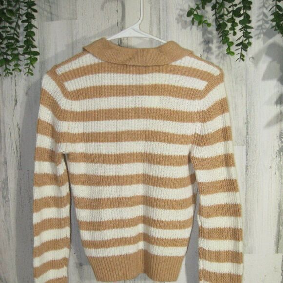 NWT American Eagle Sweater - Picture 3 of 3